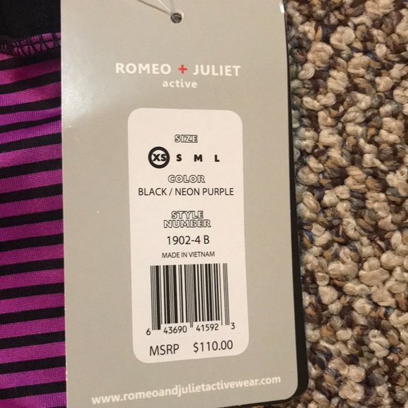 Romeo and Juliet leggings - Picture 2 of 2